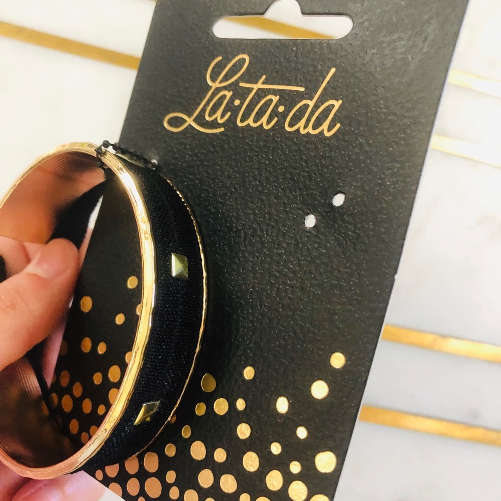 NEW La Ta Da 2 pc Cuff and Hair Tie